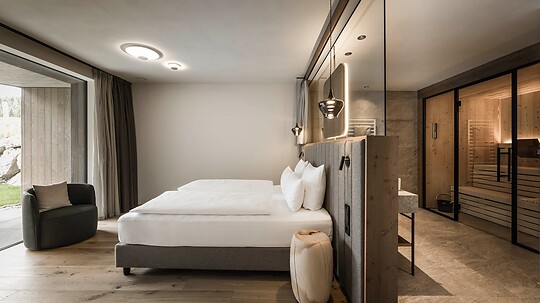 Alpine Silence Suite