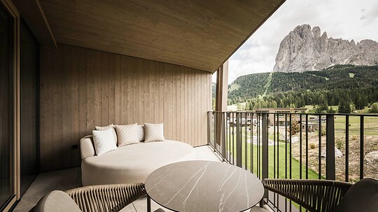 Alpine Silence Suite